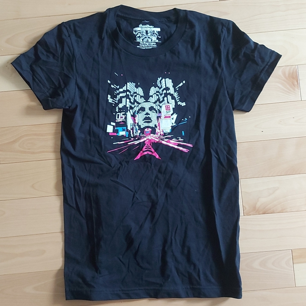 3/$15 NWOT Threadless The Bright Lights graphic tee shirt M